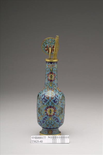 掐絲琺瑯瓶