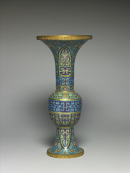 掐絲琺瑯觚形瓶(五供)