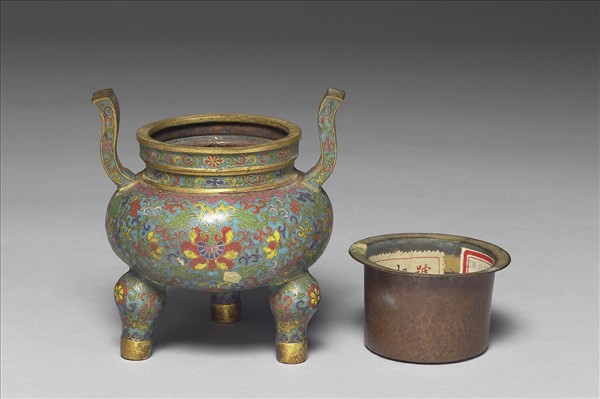 掐絲琺瑯爐（五供）