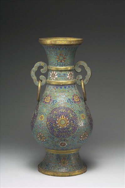 掐絲琺瑯雙耳瓶