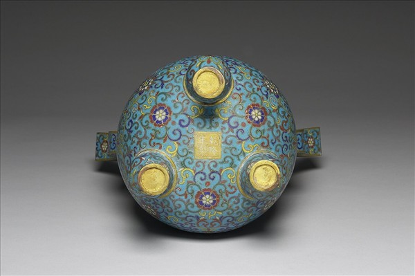 掐絲琺瑯鼎式爐（五供）