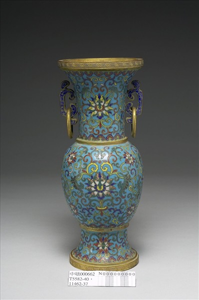 掐絲琺瑯瓶（五供）