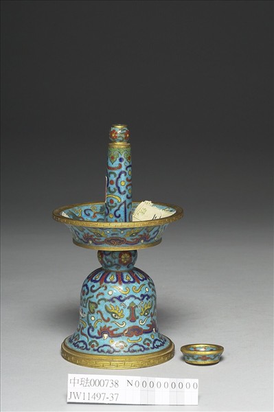 掐絲琺瑯燭台(五供)