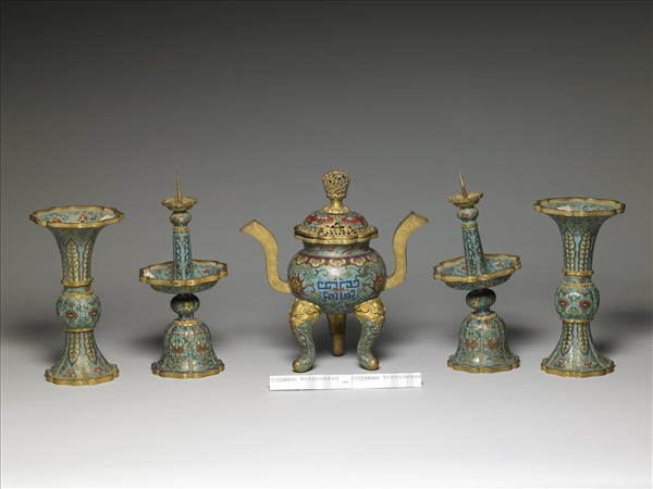 掐絲琺瑯香爐（五供）