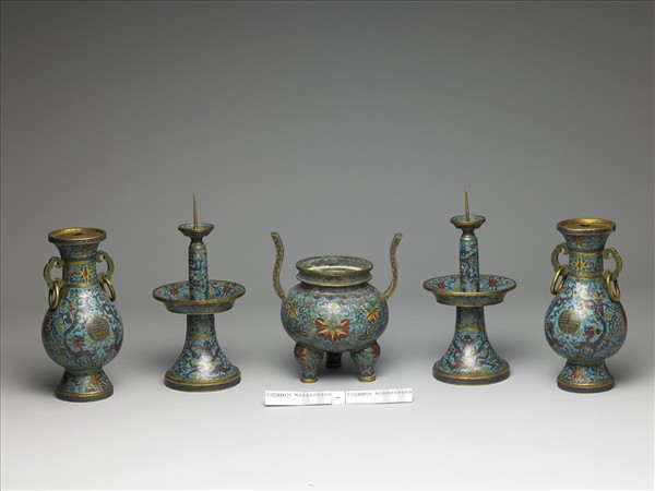 掐絲琺瑯香爐（五供）