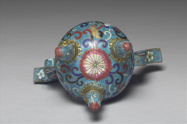 掐絲琺瑯香爐（五供）