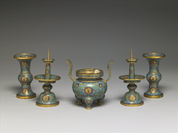 掐絲琺瑯香爐（五供）
