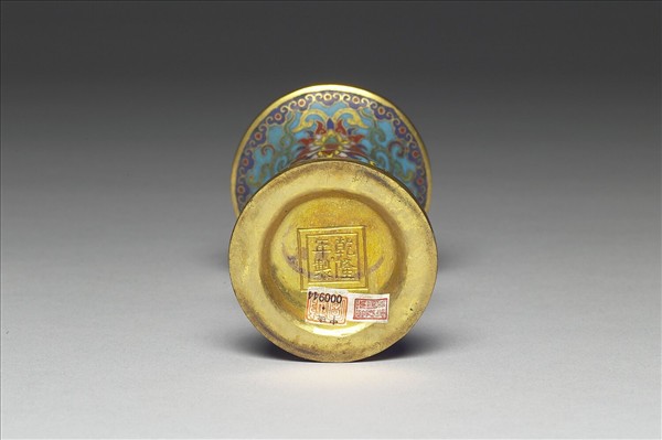 掐絲琺瑯瓶（五供）