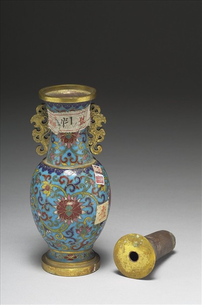 掐絲琺瑯瓶（五供）