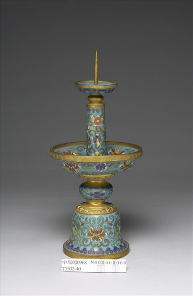 掐絲琺瑯燭台（五供）