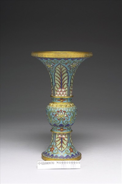 掐絲琺瑯瓶（五供）