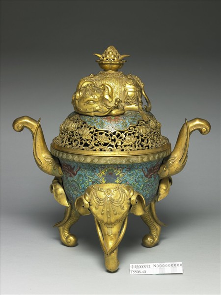 掐絲琺瑯象鼻爐