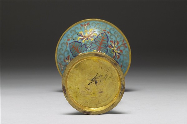 掐絲琺瑯瓶（五供）