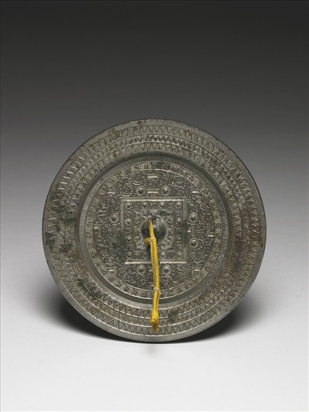 「尚方」博局紋鏡