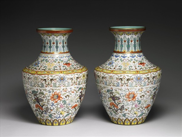 洋彩瑞芝洋花蟬紋罇