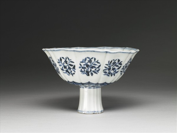 青花花果紋花式高足碗