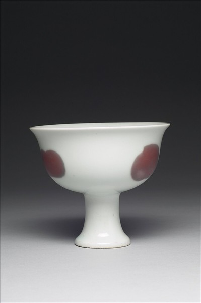 釉裡紅三果高足杯