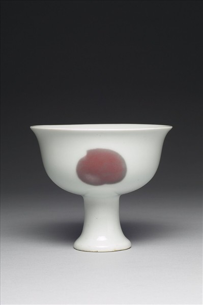 釉裡紅三果高足杯