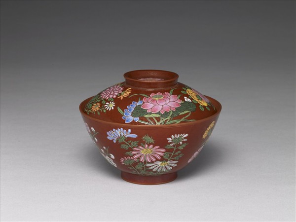 宜興胎畫琺瑯四季花卉蓋碗