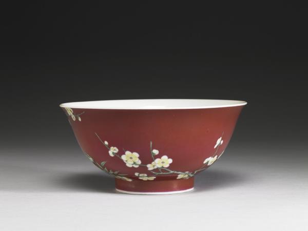 琺瑯彩梅竹先春圖碗