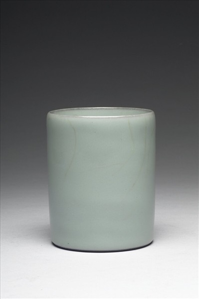 仿官釉青瓷筆筒