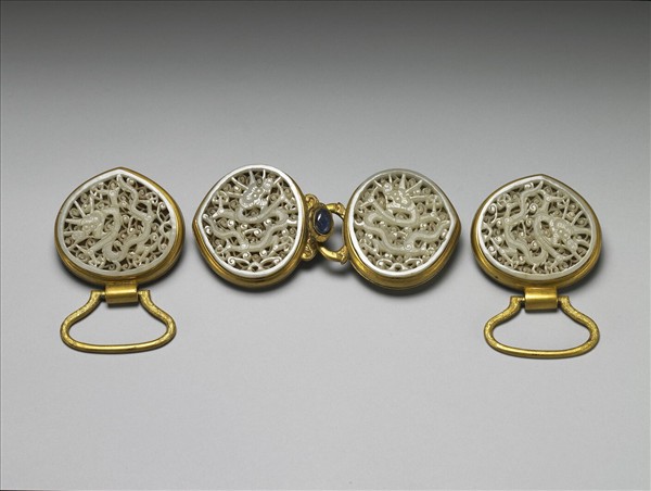 銅鎏金鑲雕玉鏤空雲龍紋帶環