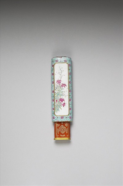 琺瑯彩詩意花卉紋牙籤筒