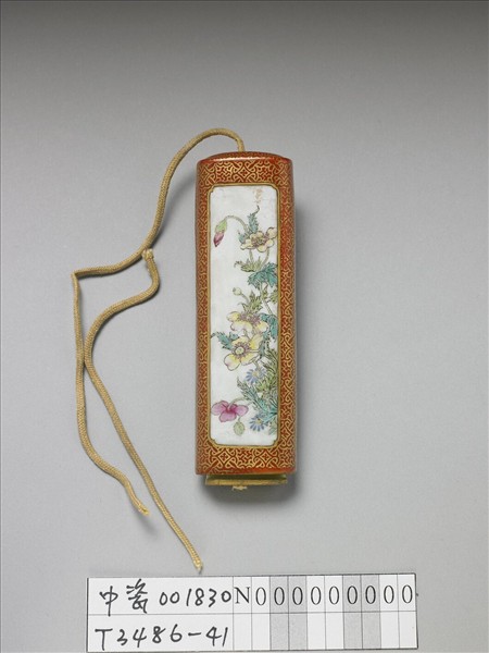 琺瑯彩詩意花卉紋牙籤筒