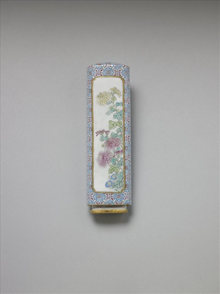 琺瑯彩詩意花卉紋牙籤筒