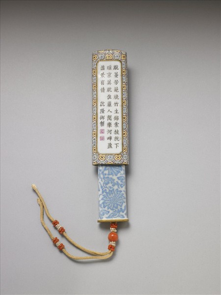 琺瑯彩詩意花卉紋牙籤筒