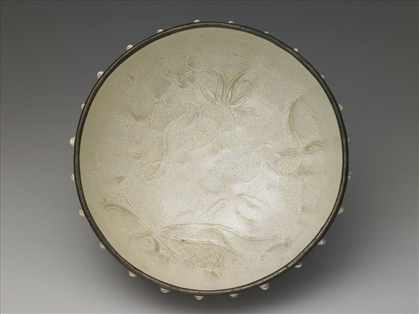 廣窯 白瓷蓮花式洗