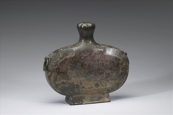 獸環蒜頭扁壺