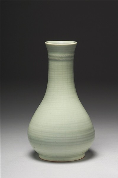 青瓷繩紋瓶