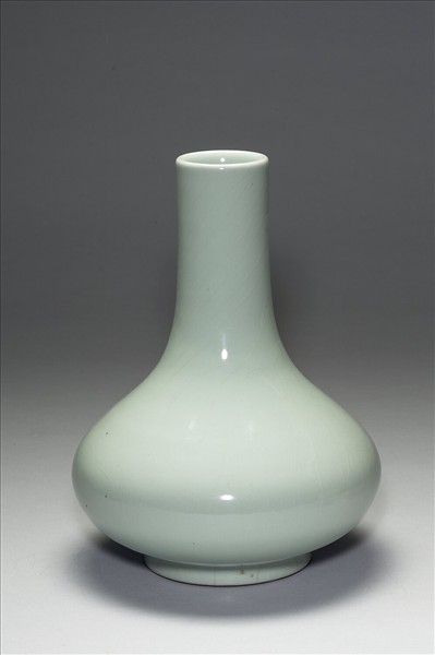 青瓷長頸瓶