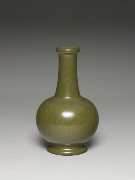 茶葉末釉長頸瓶