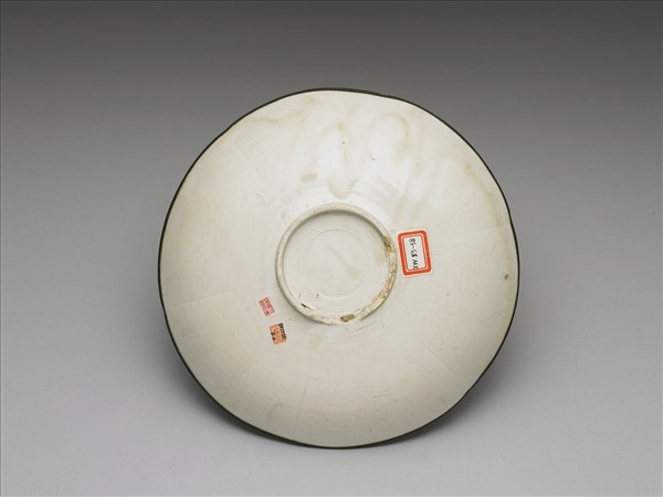 定窯 白瓷印花花卉紋盤