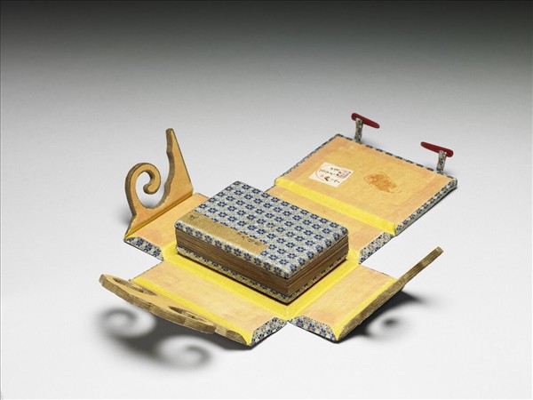 裱錦書式盒函套