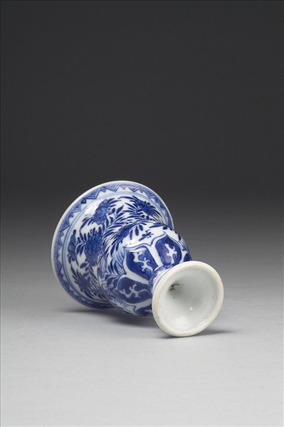 青花花鳥高足杯