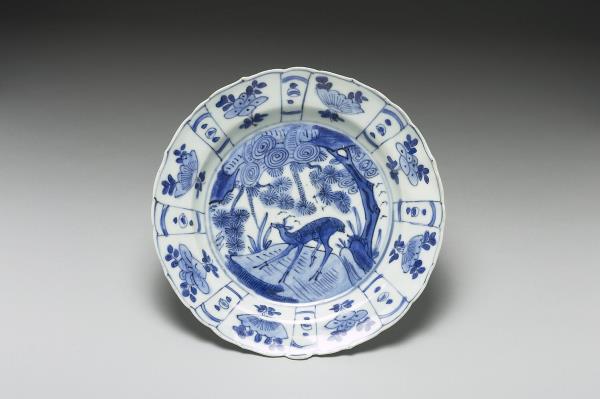 青花松鹿紋盤