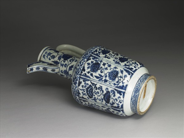 青花四季花卉紋執壺