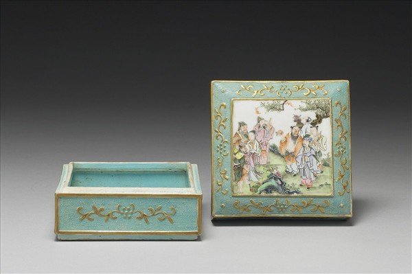 粉彩綠地描金開光八仙圖方盒