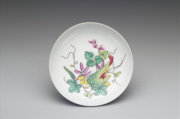 琺瑯彩藍錦地瓜瓞紋碟