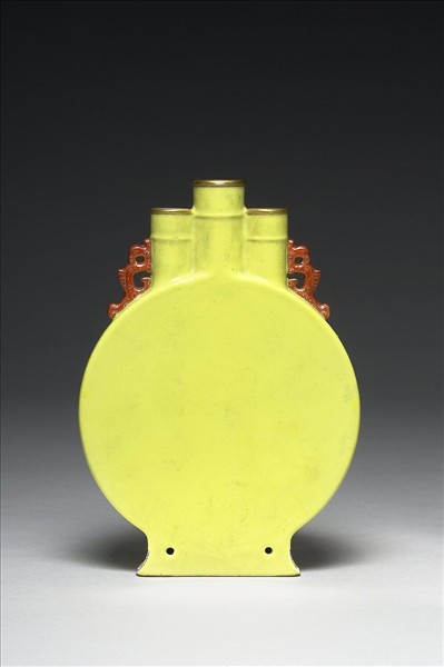 洋彩黃錦地玲瓏詩意轎瓶