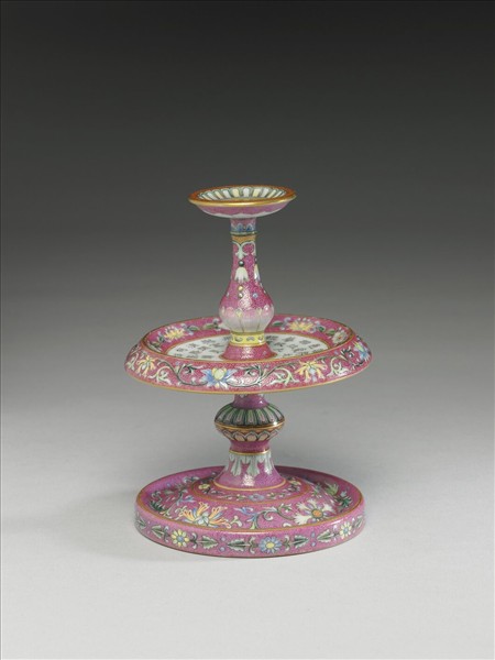 洋彩紅錦地詩意燭台