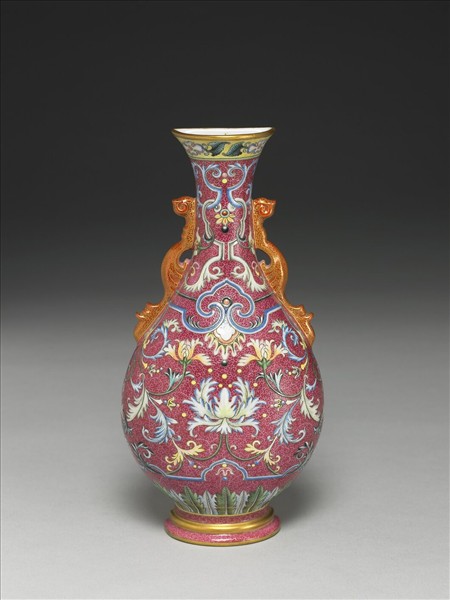 洋彩紅錦地雙耳轎瓶