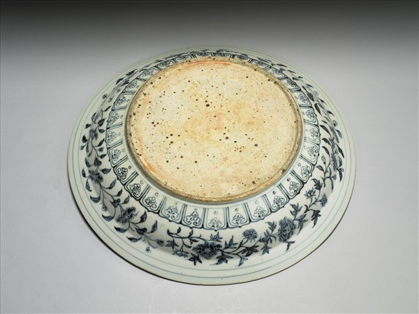 青花花卉紋盤