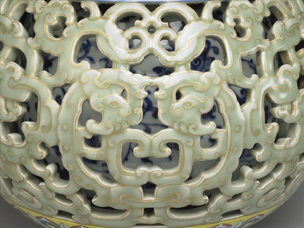 洋彩錦上添花玲瓏膽瓶