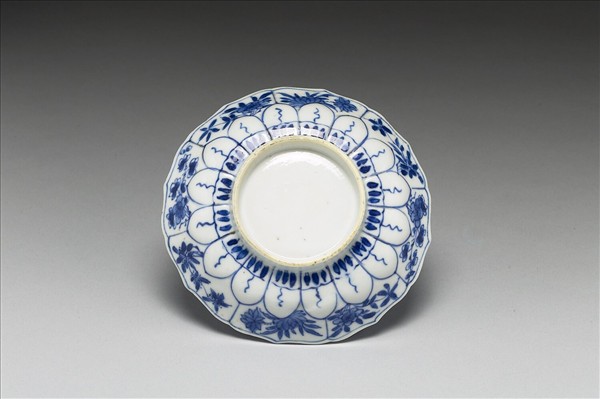 青花龍紋花口碟