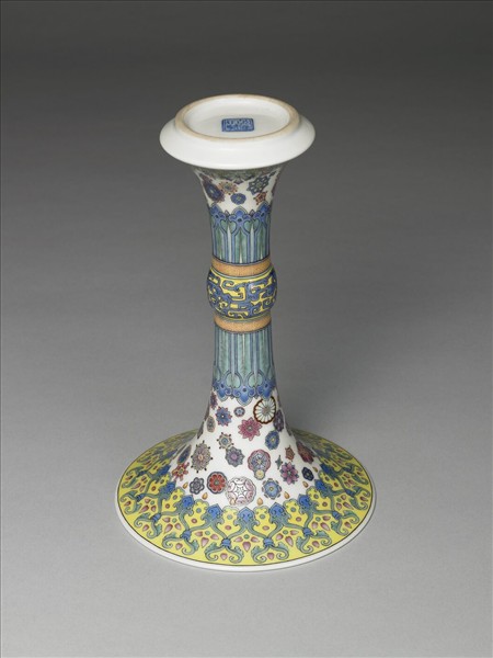 琺瑯彩蕉葉繡球花紋觚