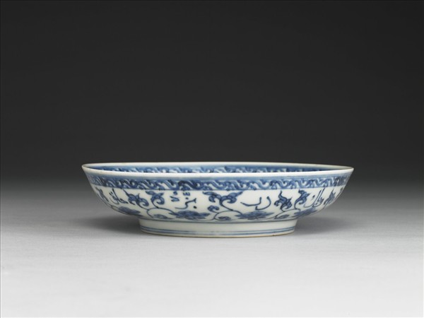 青花波斯文蓮花盤